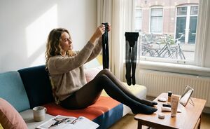 Het verschil tussen een matte en een glanzende panty